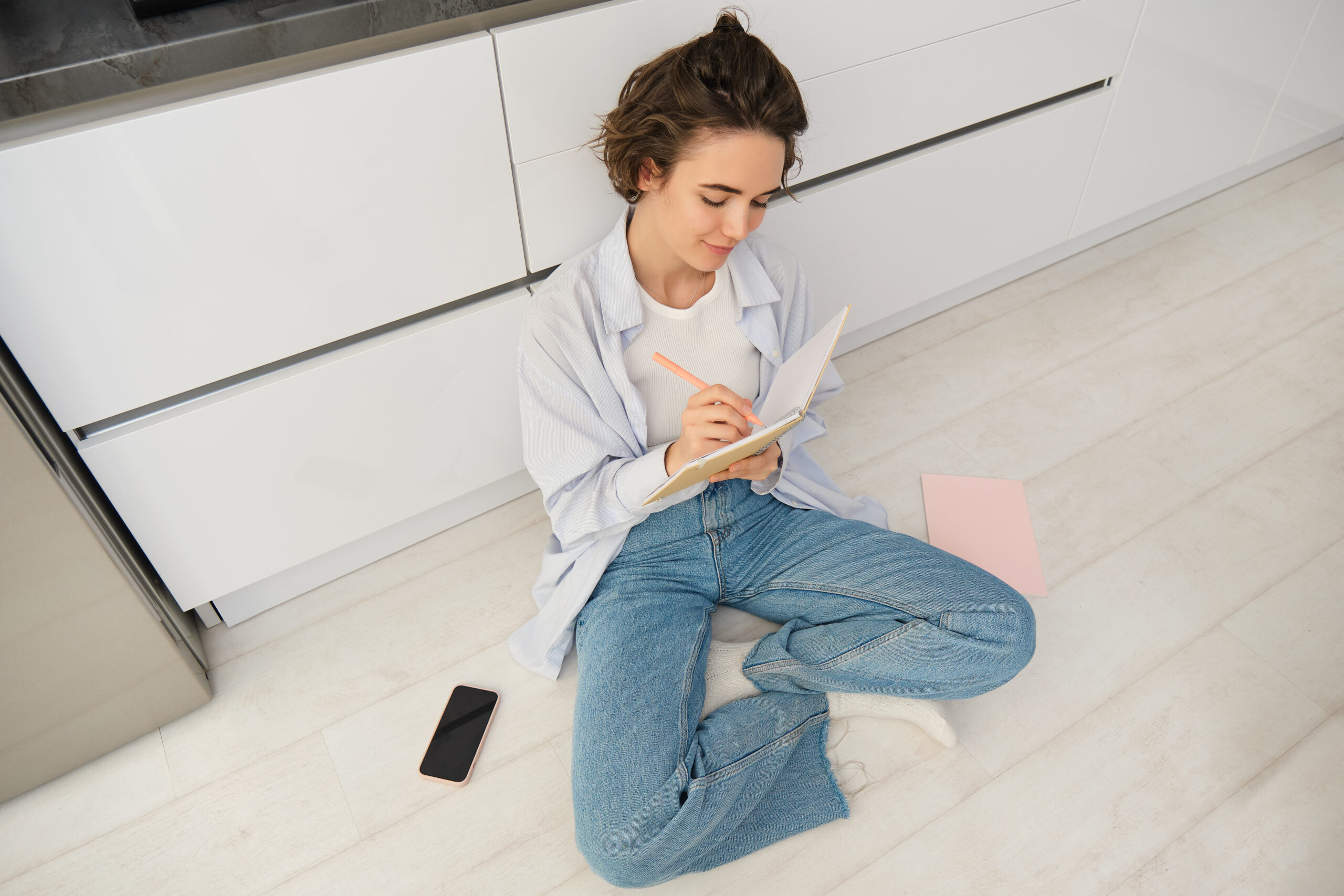 Can I wipe normally after inserting the pills?