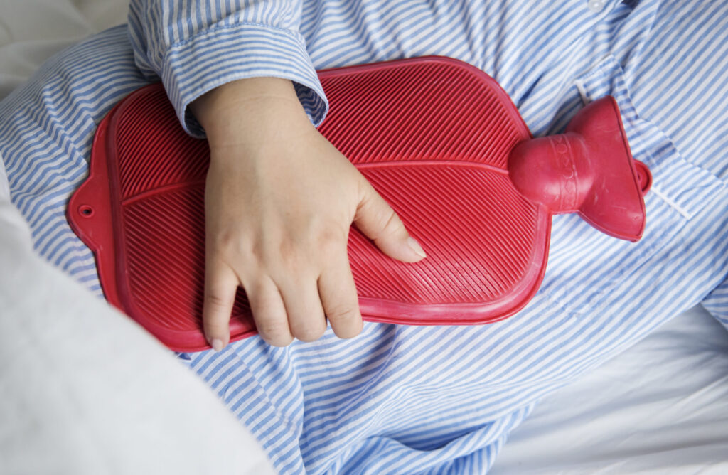 Is it correct to use a heating pad during an abortion?