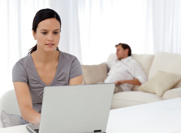 Can I Use Telehealth Abortion While Staying With Family?