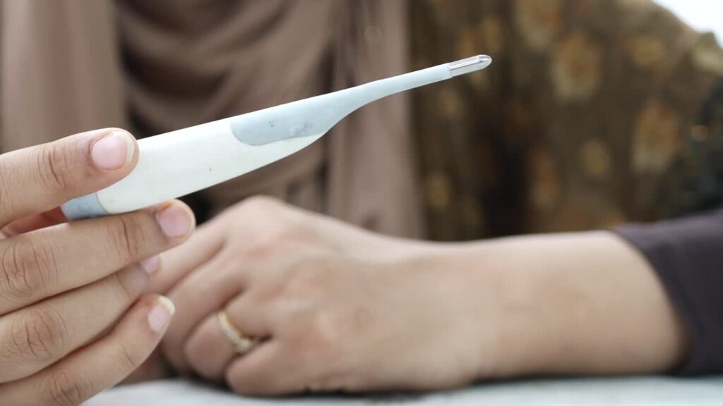 What is the earliest week a clinic can confirm pregnancy for abortion care?