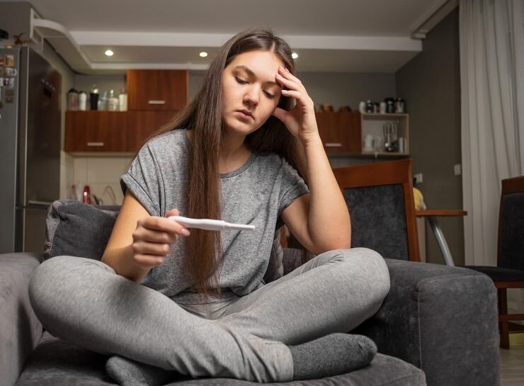 Is 4 weeks pregnant too late to abort?