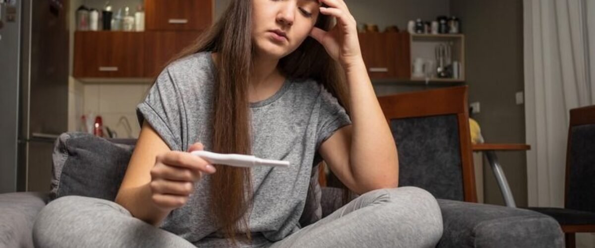 Is 4 weeks pregnant too late to abort?