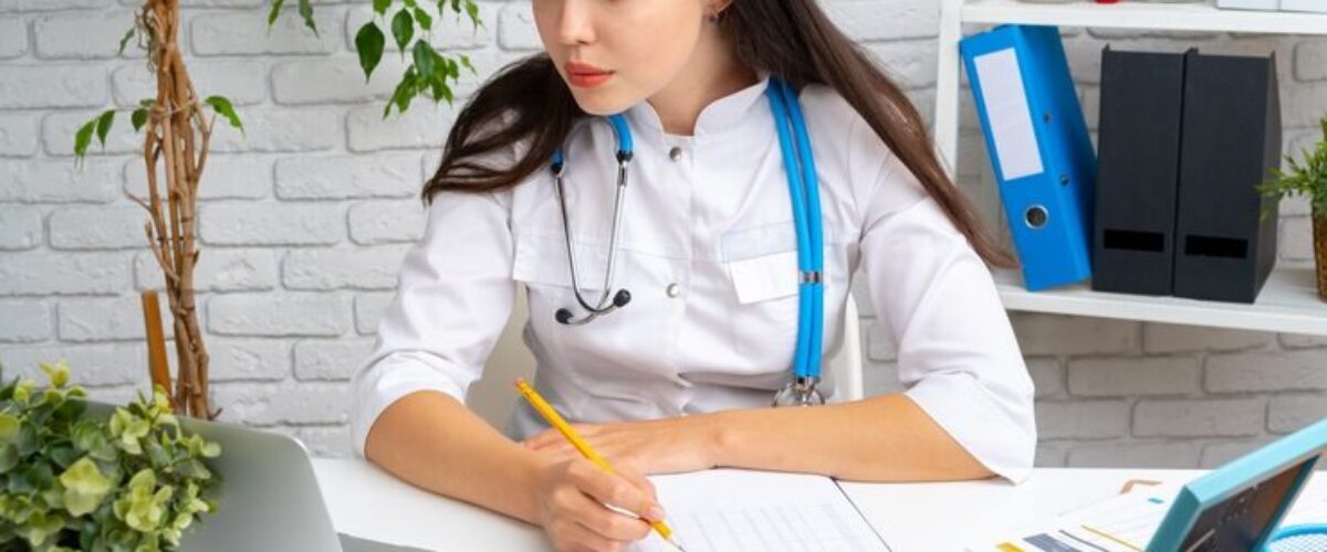 Which Women's Clinics Offer Evening Appointments?