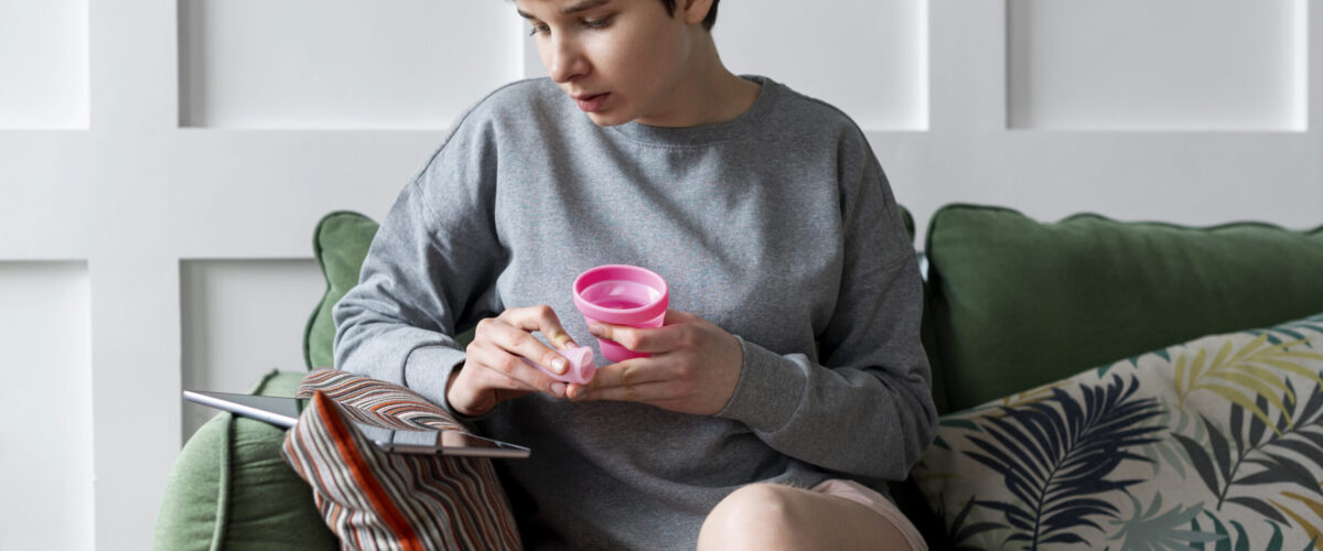 What is the symptothermal method of birth control?